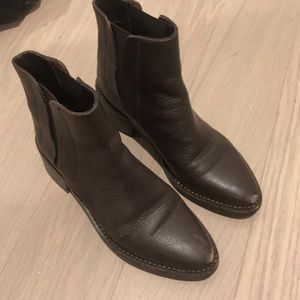 Miista boots